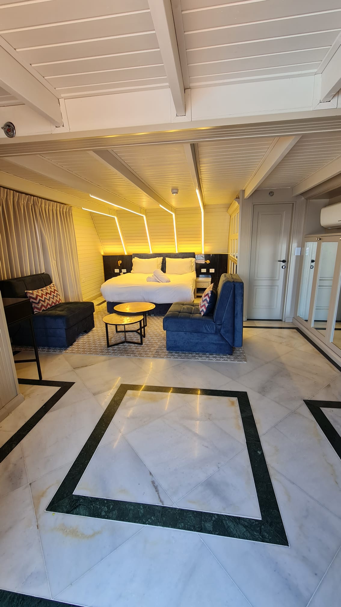 בקתת דופלקס משפחתית פרימיום (7)