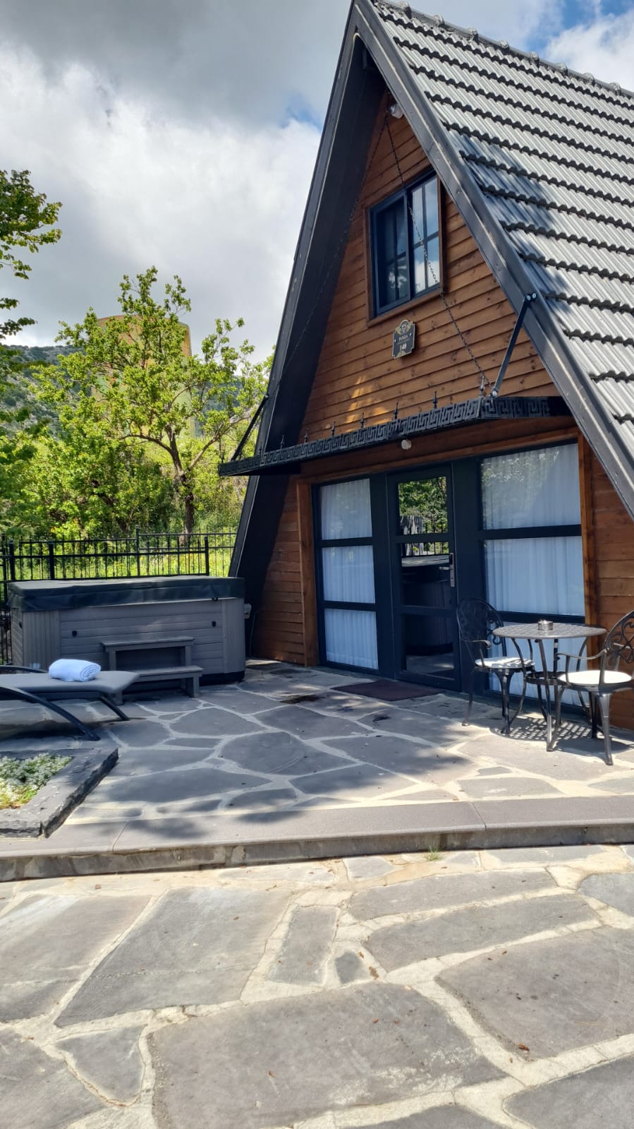 דלקס דופלקס משפחתי עם מרפסת